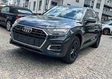 Audi Q5 50 TFSI e quattro basis
