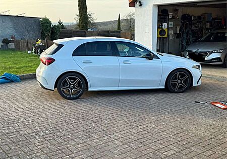 Mercedes-Benz A 220 d (177.014)