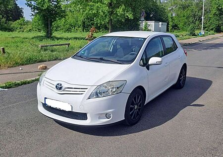 Toyota Auris Auris 5-Türer 1.6 Life+