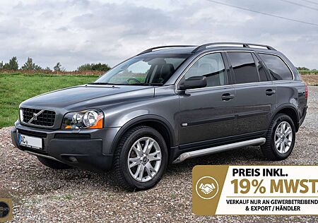 Volvo XC90 D5 AWD Momentum 185 PS - 7 Sitze - Diesel ( RHD ) TüV 03/2028