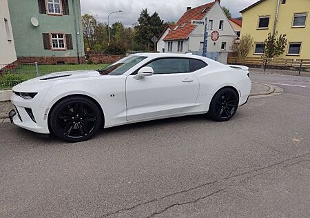 Chevrolet Camaro V8
