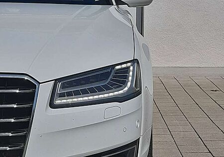 Audi A8 3.0 TDI quattro/Balao/LED/Bose/Sdach/StdH/HuD