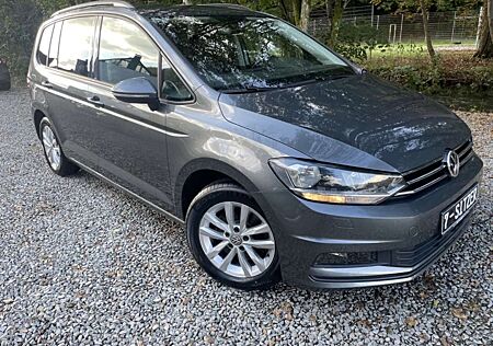 VW Touran Volkswagen 1.4 TSI (BlueMotion Technology) DSG Comfortline