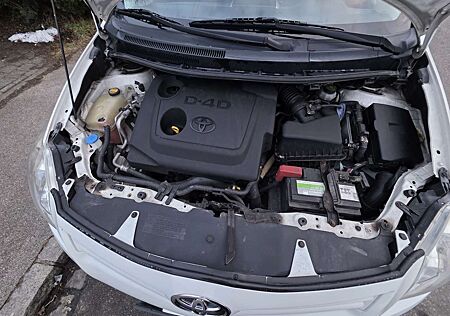 Toyota Auris 2.0 D-4D