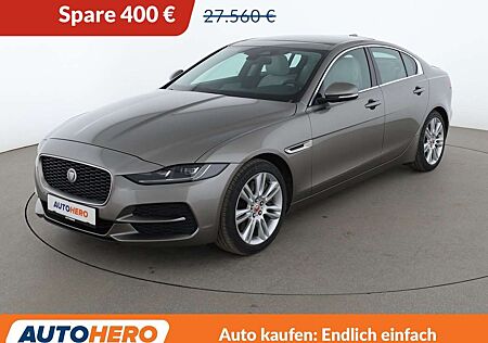 Jaguar XE 30t HSE AWD Aut.*NAVI*ACC*CAM*PDC*SHZ*PANO*