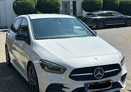 Mercedes-Benz B 200 AMG Line+Night Paket