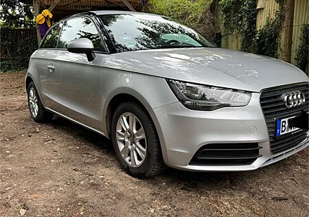 Audi A1 1.2 TFSI Top gepflegt! 109000 KM