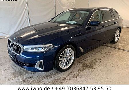BMW 520 D T Luxury COCKP-PRO/DRIVING ASS+/PANO/KAM/18