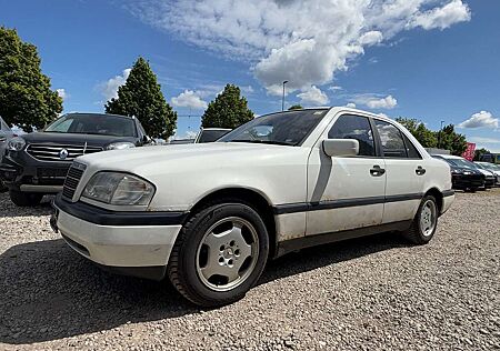 Mercedes-Benz C 180 Classic