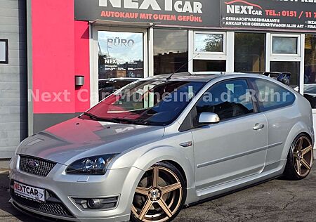 Ford Focus Lim. ST | 2,5 - 5Zylinder | Sport |Tuning