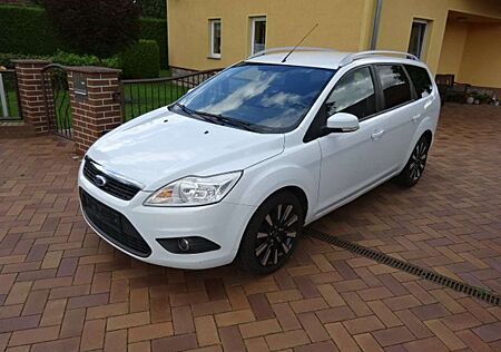Ford Focus Turnier Turnier 1.8 White Magic