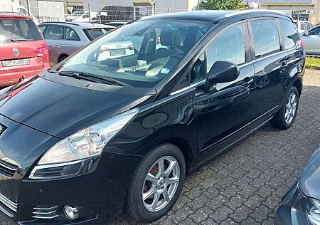 Peugeot 5008 2.0 Family HDi FAP 150