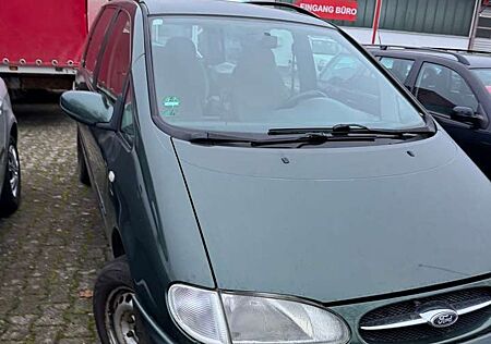 Ford Galaxy V6 GLX