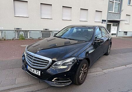 Mercedes-Benz E 200 BlueTEC AUTOMATIK EX TAXI KUNDENAUFTRAG