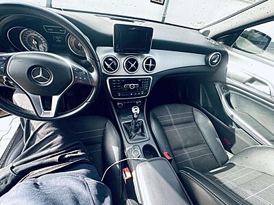 Mercedes-Benz CLA 180 CLA 180 (117.342)