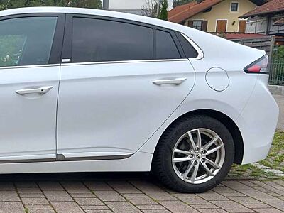 Hyundai IONIQ IONIQ Plug-in-Hybrid Plug-in-Hybrid 1.6 GDI Premium