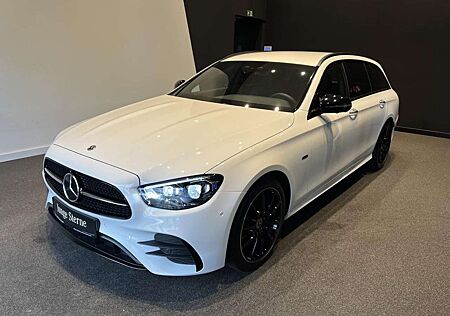 Mercedes-Benz E 220 d T AMG Night Edition+Navi+AHK+Distronic+