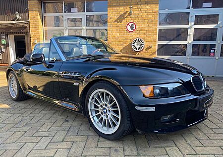 BMW Z3 2.8 Roadster M-Paket Klima SHZ Leder WR ...