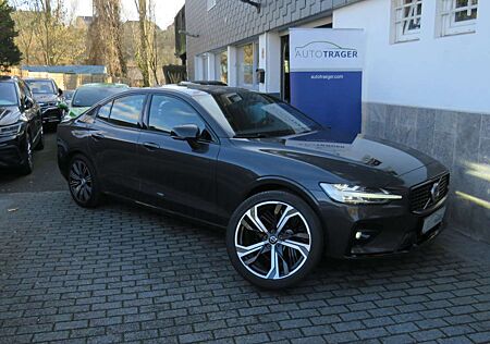 Volvo S60 Ultimate Dark AWD // Pano, Pilot, 360°