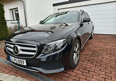 Mercedes-Benz E 200 T-Modell *Distronic*LEDMultibeam* HeadUP
