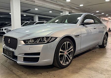 Jaguar XF 2.0d Automatik~Navi~Klima~Rückfahrk~Bluetooth