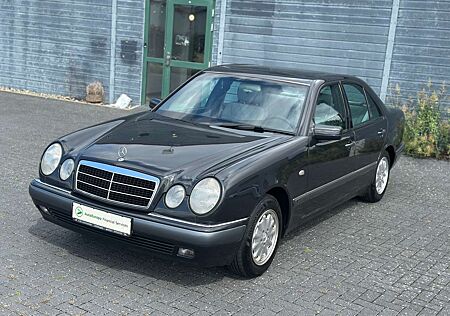 Mercedes-Benz E 200 Avantgarde