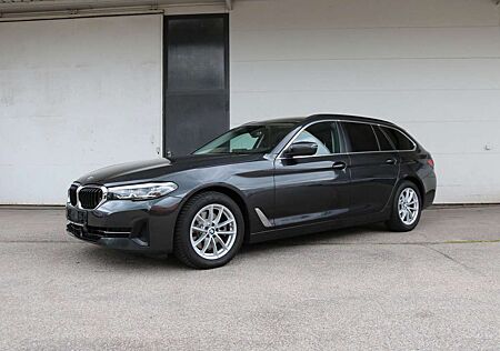 BMW 520 d xDrive Touring*Head-Up*Soft-Close-Automatik