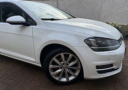 VW Golf Volkswagen Highline BMT