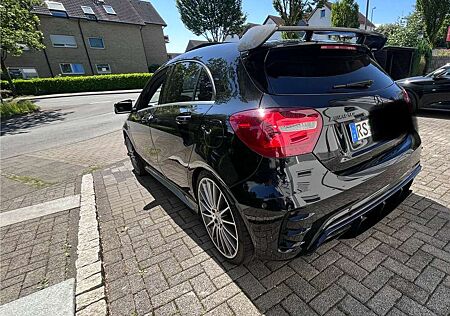 Mercedes-Benz A 45 AMG 4-Matic Speedshift 7G-DCT
