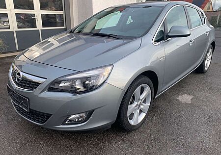 Opel Astra J Lim. 5-trg. Sport