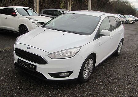 Ford Focus Turnier 1.5 TDCi Klimaaut./Navi/PTS/SHZ/Tempomat