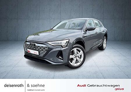 Audi Q8 e-tron advanced 55 qu AHK/HuD/Matrix/PBox/20''/Assist/LHZ