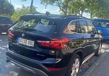 BMW X1 sDrive 18i | TÜV + Reifen + Bremsen NEU