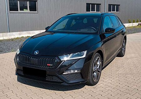 Skoda Octavia Combi RS iV