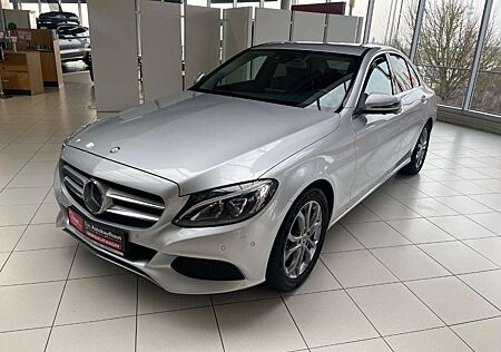 Mercedes-Benz C 300 Tempomat+Klimaautomatik+Navigationssystem+