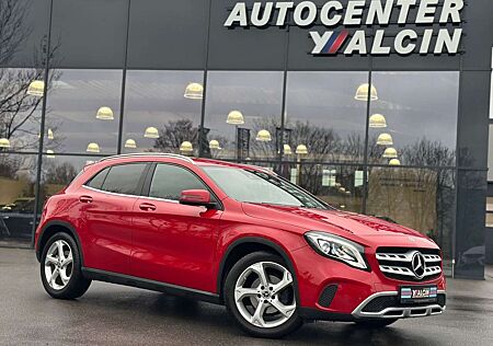 Mercedes-Benz GLA 180 Style Aut. S-HE/NAVI/LED/AHK/18LM/LEDER