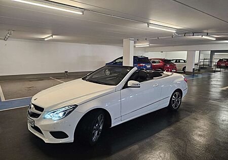 Mercedes-Benz E 200 (207.434)