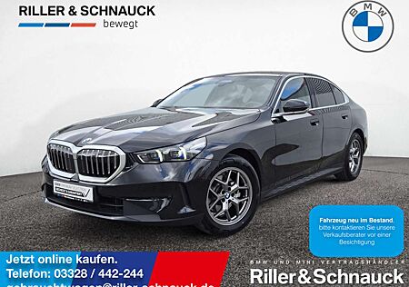 BMW 520 d xDrive PANO+STANDHZG+HK+ACC+HUD