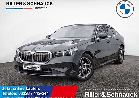 BMW 520 d xDrive PANO+STANDHZG+HK+ACC+HUD