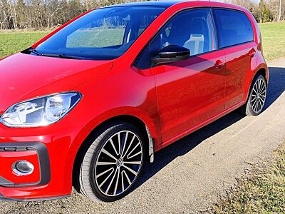 Volkswagen up! up high up 90PS