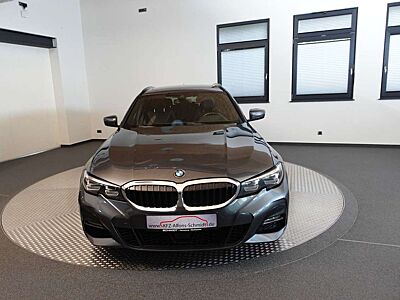 BMW 330 Touring 330 i xDrive M Sport *Alu19"*Pano*