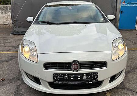 Fiat Bravo 1.4 16V T JET Dynamic*TÜV NEU*1.Hand*Klima