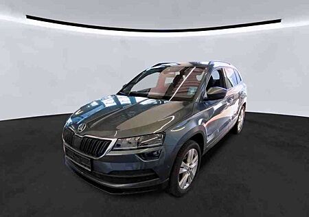 Skoda Karoq Style 4x4 2.0TDI DSG LED Navi SHZ AHK PDC