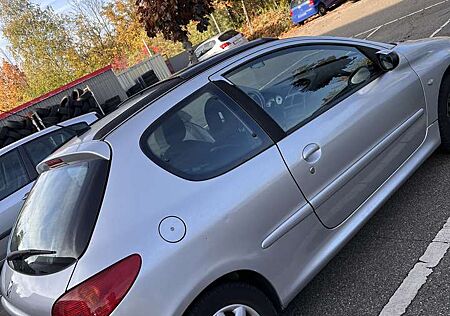 Peugeot 206 1.4 XR