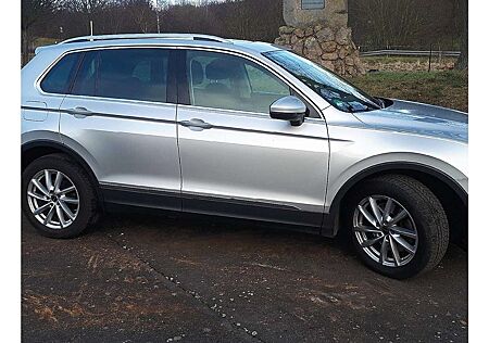 VW Tiguan Volkswagen 2.0 TSI 4Motion DSG OPF Highline