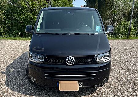 VW T5 Multivan Volkswagen Multivan DSG BMT Highline