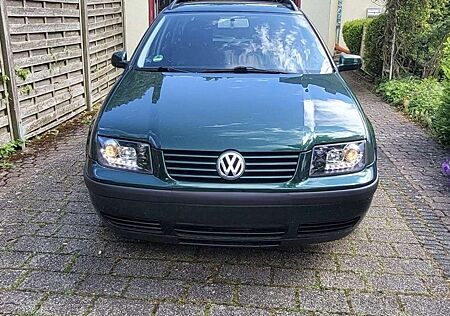 Volkswagen Bora Variant 1.6 Trendline