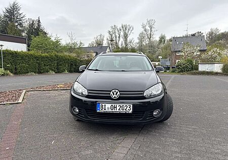 VW Golf Variant Volkswagen 1.6 TDI DPF Highline