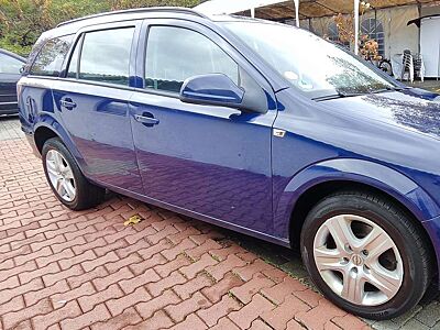 Opel Astra Edition Lückenlose Scheckheft gepflegt/ AHK
