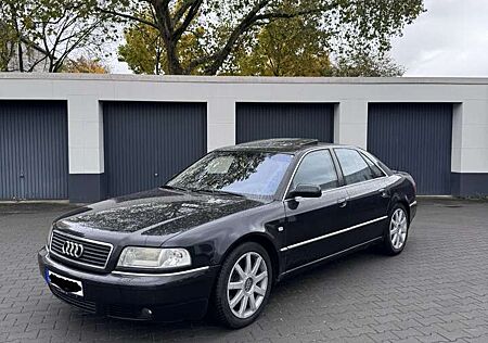 Audi A8 4.2 quattro LPG